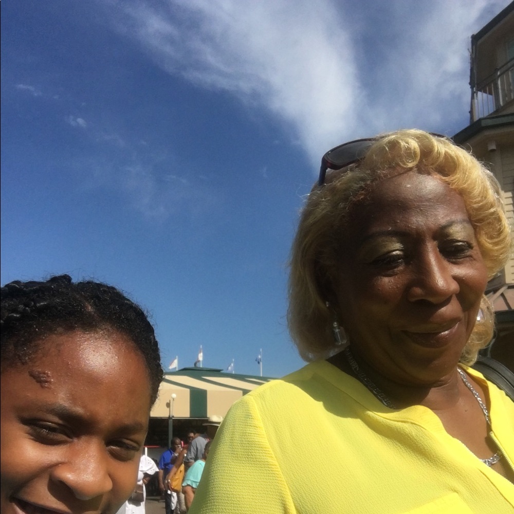 Meet your Posher, Barnedette